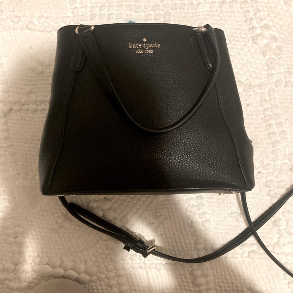 Black Kate spade purse 👛